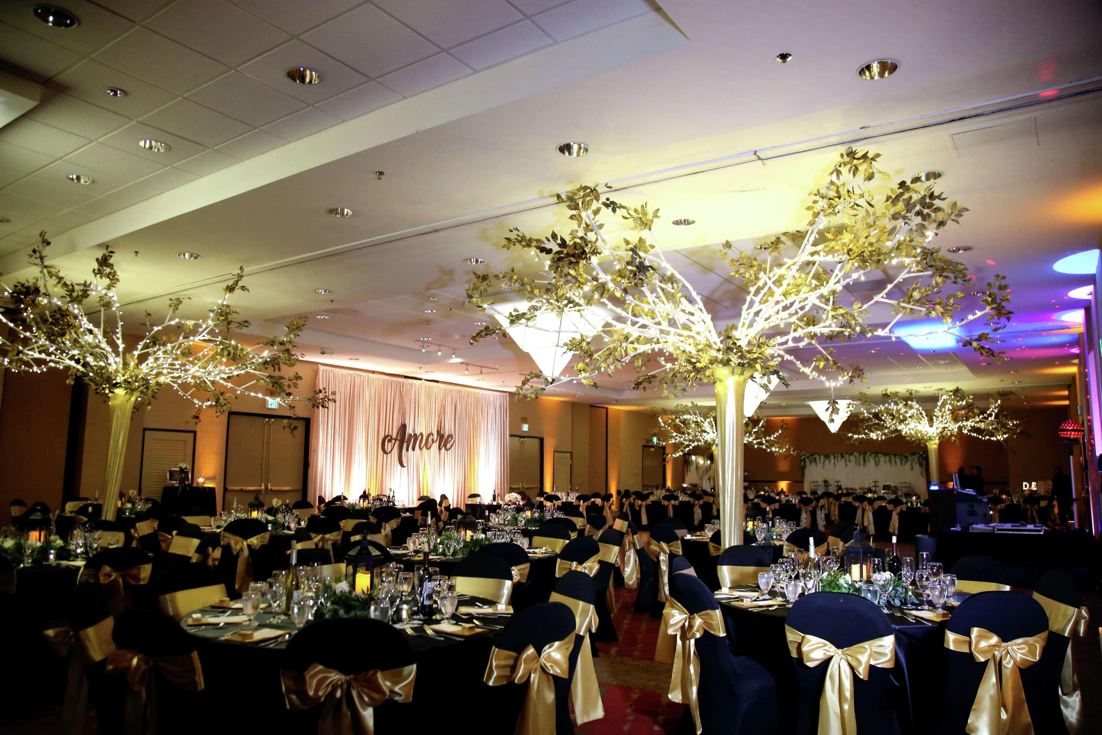 Hilton Stockton Hotel Bagian luar foto