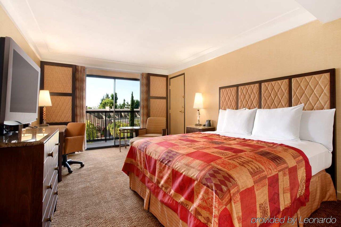 Hilton Stockton Hotel Ruang foto